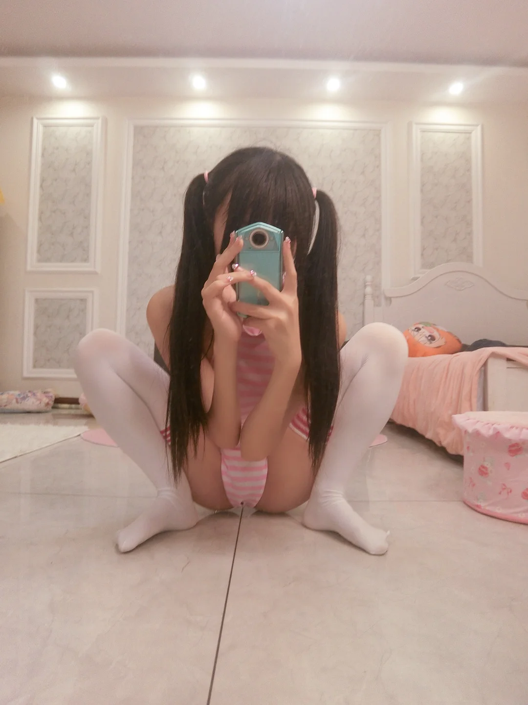软妹摇摇乐摇摇乐yoyo_友達と一緒です140P_271MB tg@simisebaisi 【丝足阁】120.webp